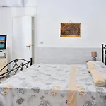 Luciana Villa Manduria